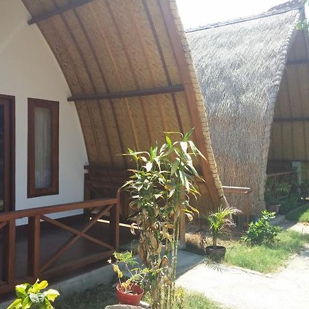 Kokowa Cottages Gili Air Extérieur photo